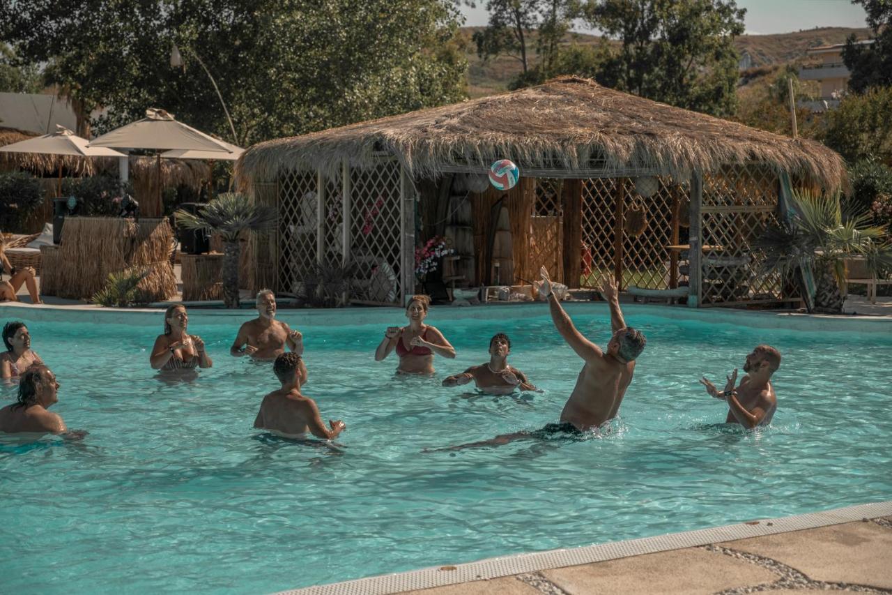Riva Del Sol Beach Resort Santa Caterina dello Ionio Eksteriør billede